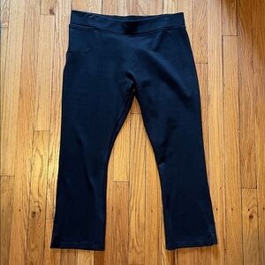 American Giant yoga pants size 16 opaque kick flare with pocket